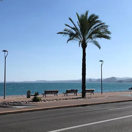 Au Coeur Du Cros De * 滨海卡涅